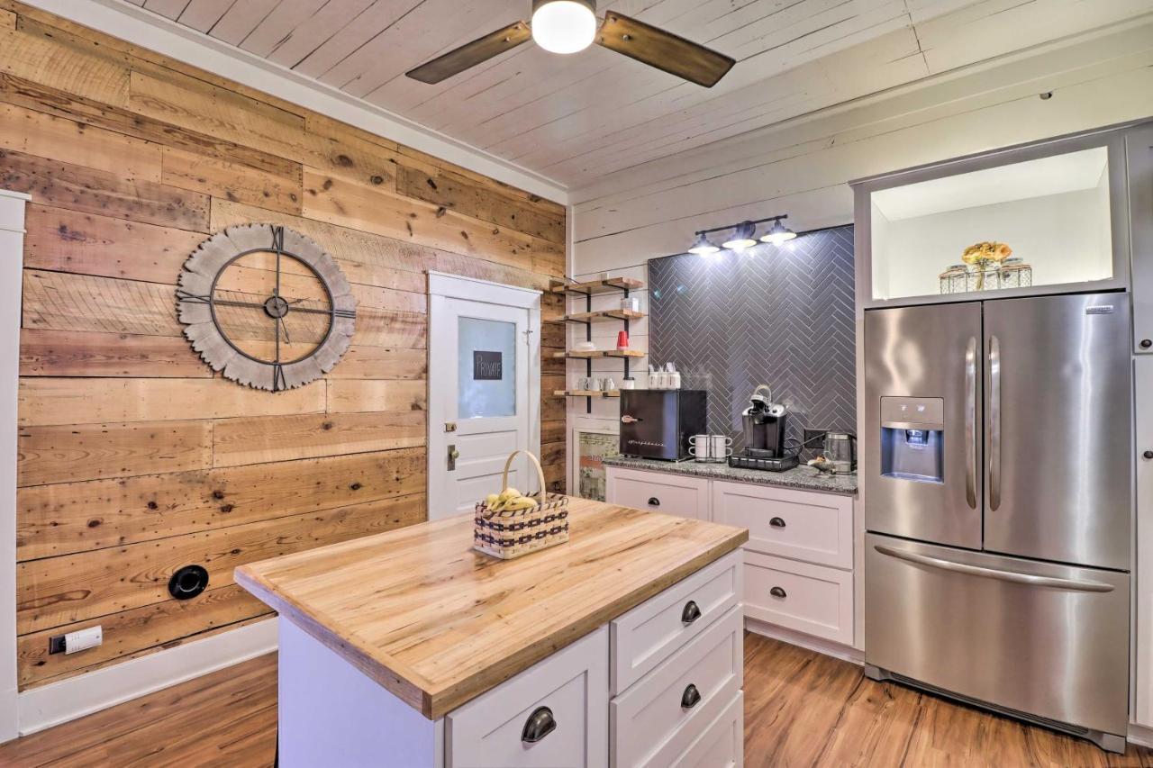 Historic Mountain Home Haven With Large Yard! 외부 사진