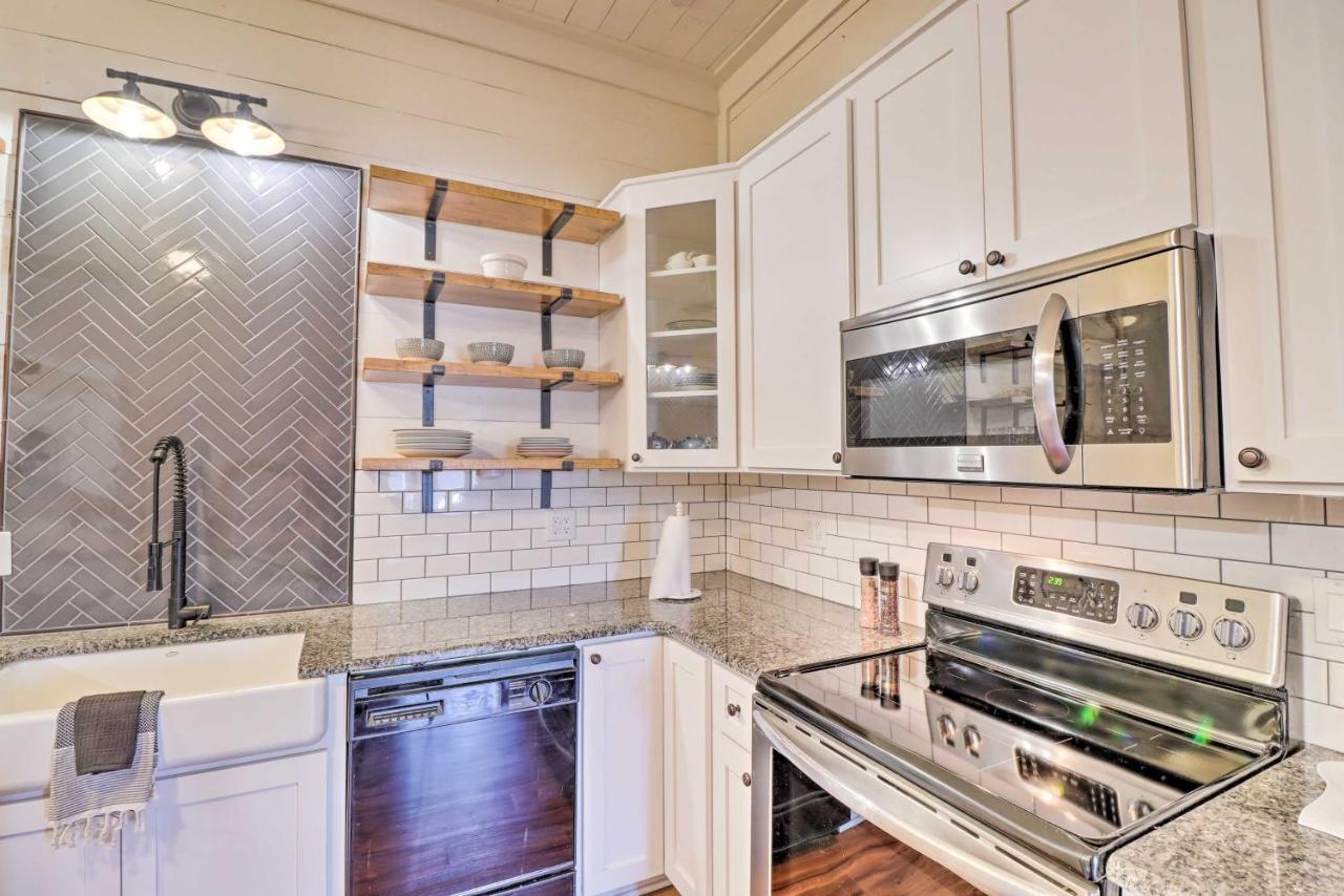 Historic Mountain Home Haven With Large Yard! 외부 사진
