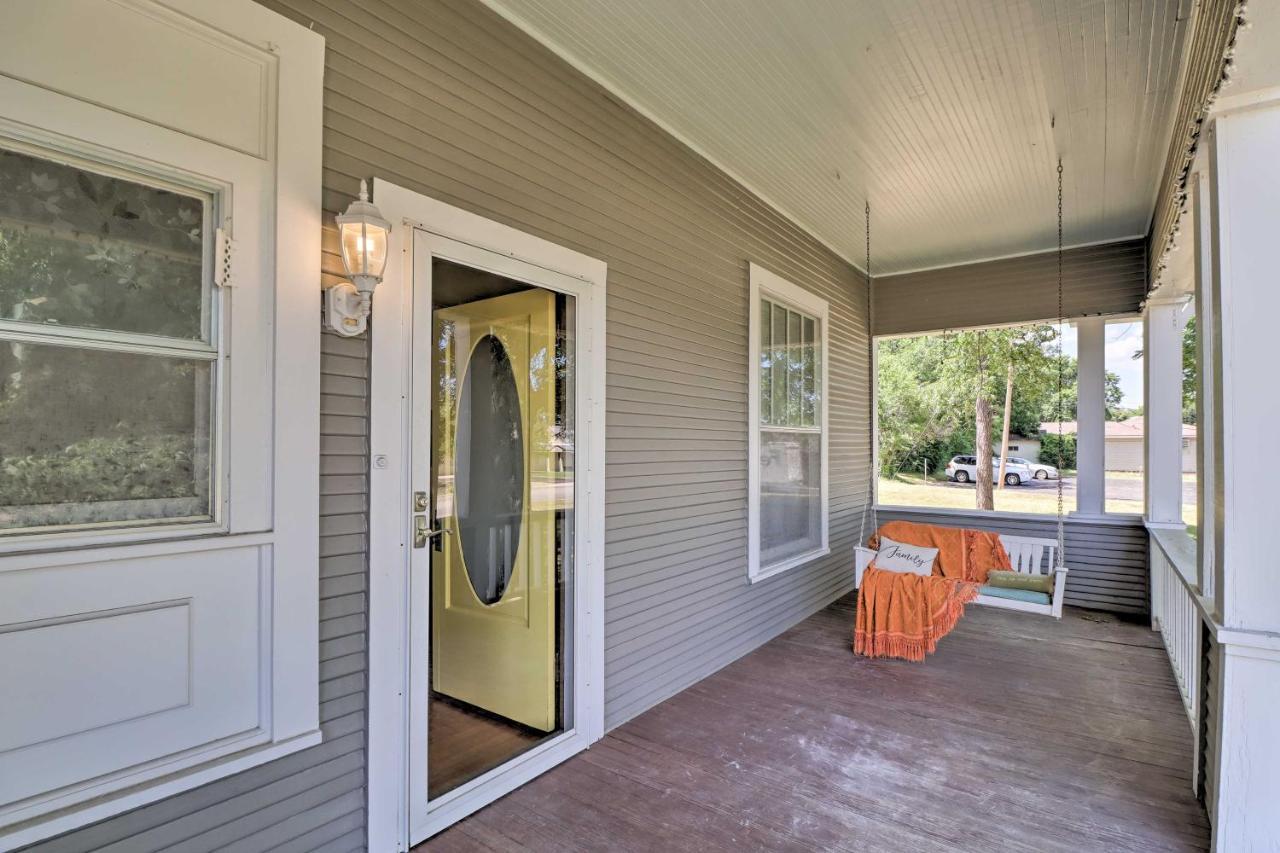 Historic Mountain Home Haven With Large Yard! 외부 사진